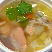Рыбный суп с картофелем и морковью