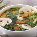 Суп из замороженных овощей и шампиньонов